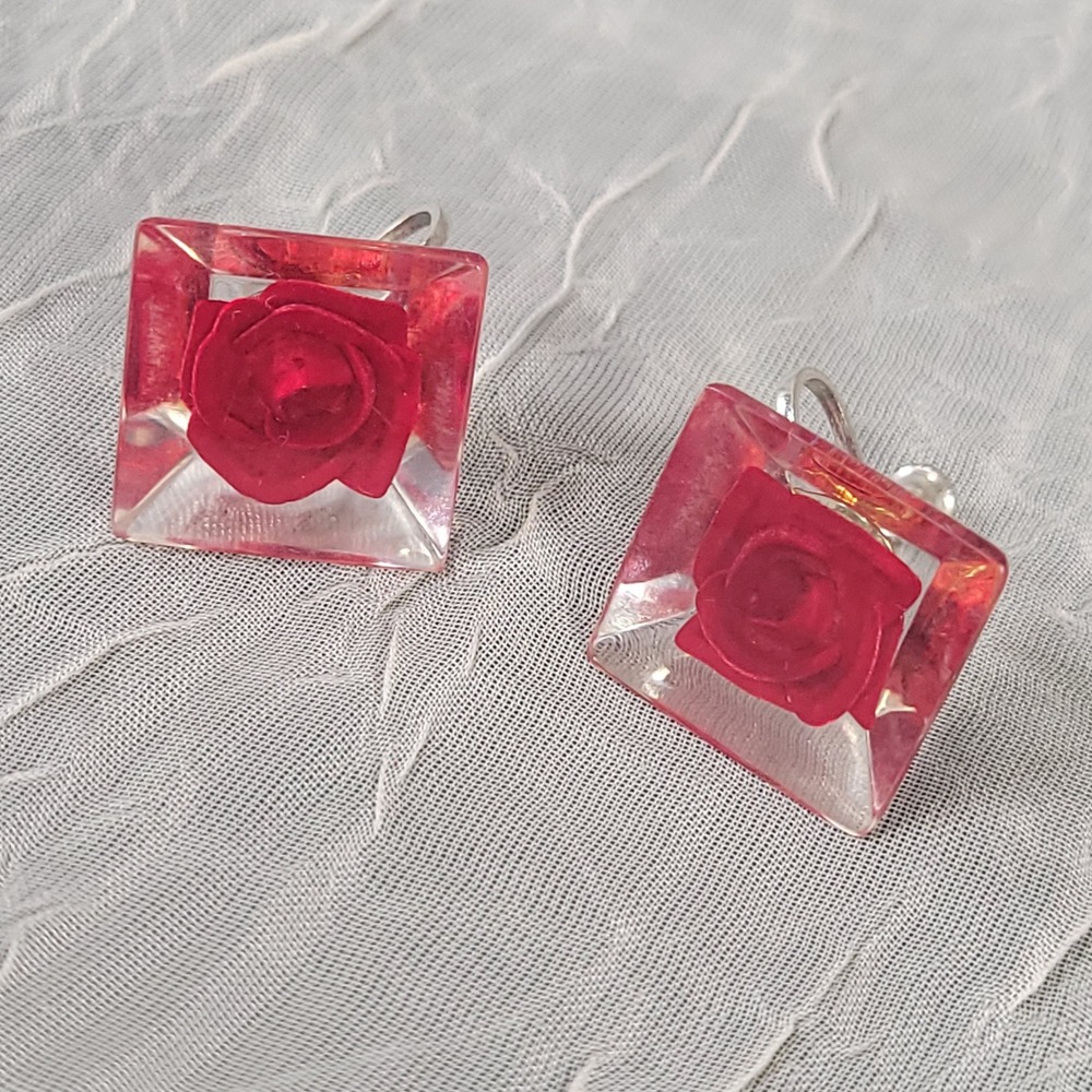 Lucite Rose Earrings Women Red Square Vintage Style 3D Flower Screw Back Jewelry